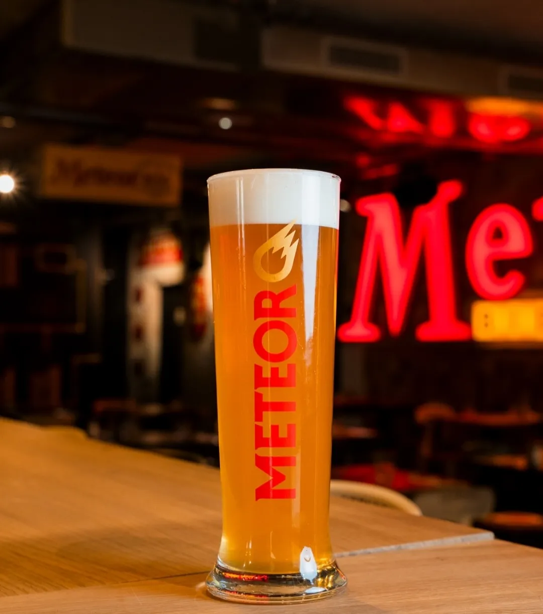 Bières Meteor au bar